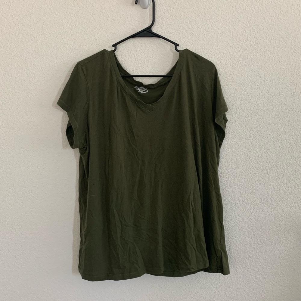 Short sleeve tee
